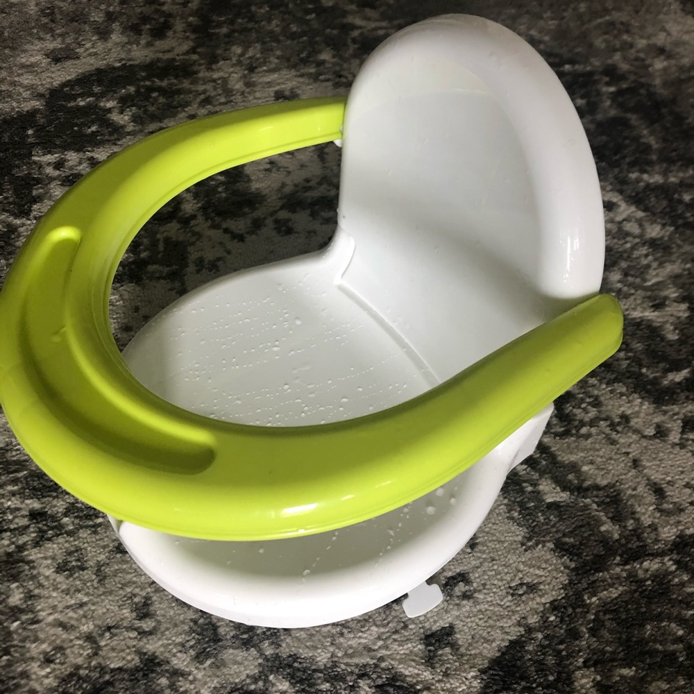 Baby bath seat great condition